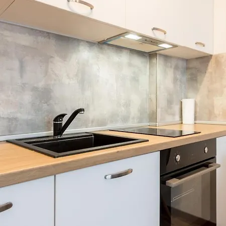 Cozy Flat In Azur Premium Apartmán *